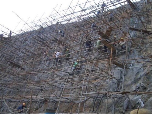 边坝公路桩基检测